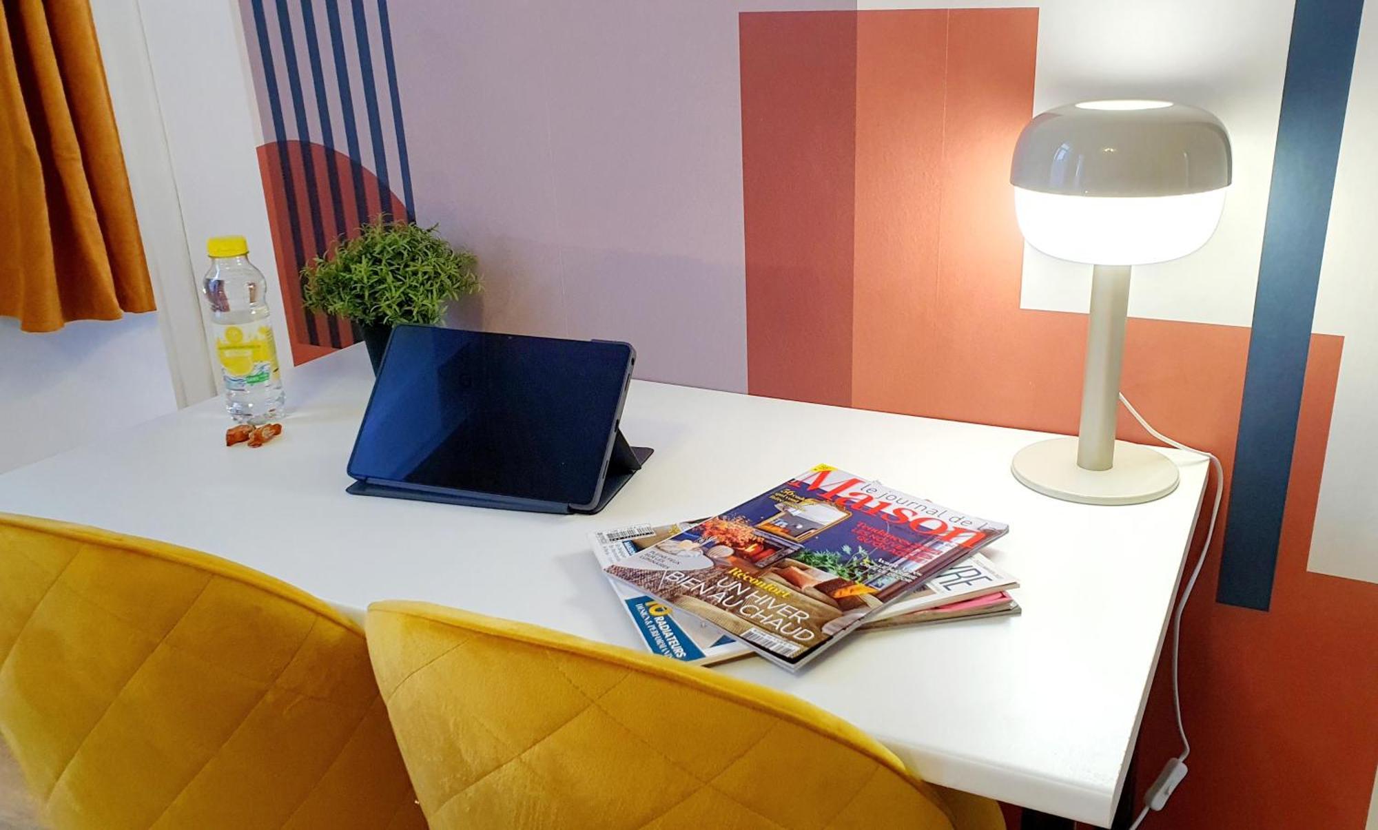 Apartment Prestige Pop Art Plaine Images *